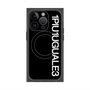 プレミアムスクエアケース with MagSafe［ 1PIU1UGUALE3 - ロゴ vertical - ブラック ］