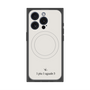 プレミアムスクエアケース with MagSafe［ 1PIU1UGUALE3 - ロゴ - ホワイト ］