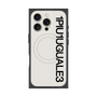 プレミアムスクエアケース with MagSafe［ 1PIU1UGUALE3 - ロゴ vertical - ホワイト ］